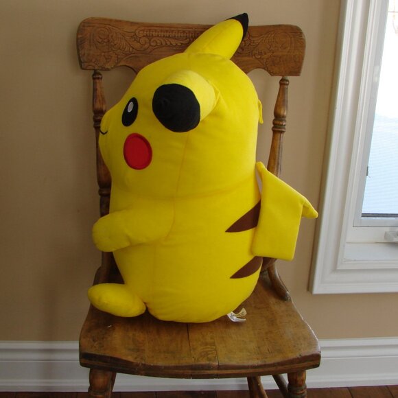 Pokemon Pikachu 17" Large Plush Stuffed Toy Factory Nintendo 2019 - Picture 3 of 12